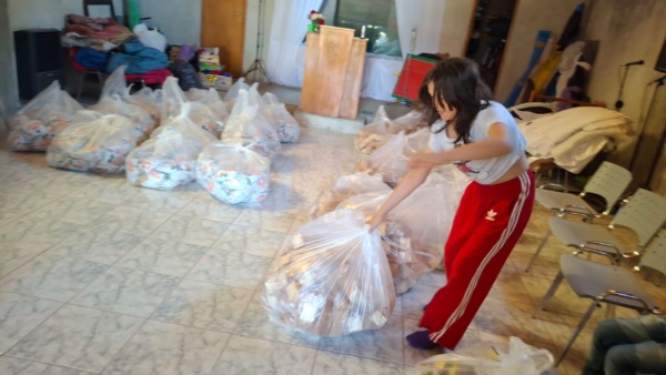 La Acción Solidaria de Epuyén y Esquel trabajando.