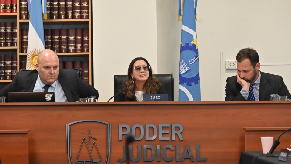 Tribunal integrado por jueces Pérez Bogado, Ennis y Richeri