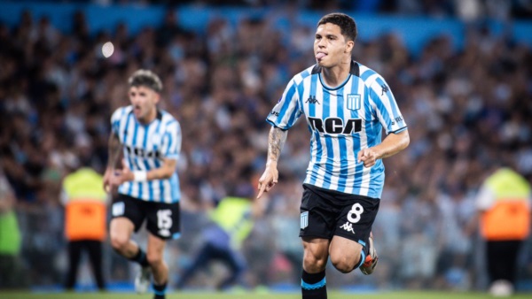 Hay acuerdo de palabra con Racing y el delantero efectivamente volverá al fútbol colombiano. 