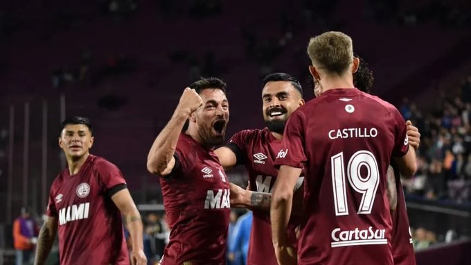 El ex Madryn, Rodrigo Castillo, convirtió el segundo de Lanús.