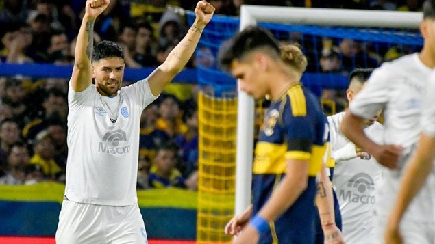 En el primer partido sin Miguel Russo, Boca perdió ante Belgrano en La Bombonera.