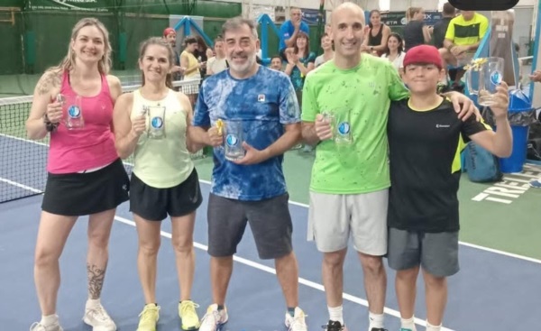 Los subcampeones Montes, Aguer, Pofh, Grandi, Nogueira y Spanevello.