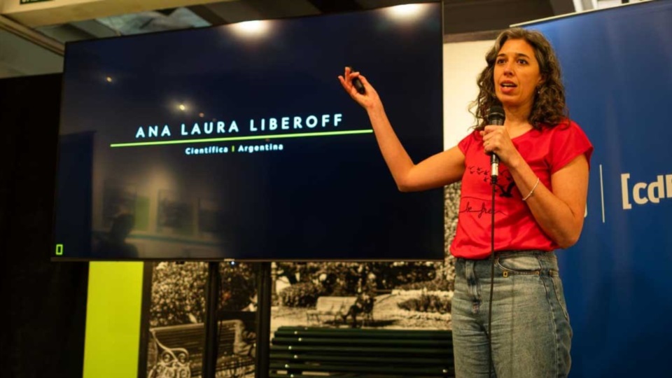 Doctora Ana Liberoff, investigadora del Instituto Patagónico. 