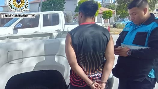 Uno de los sujetos atrapado a pocas cuadras del lugar del hecho.