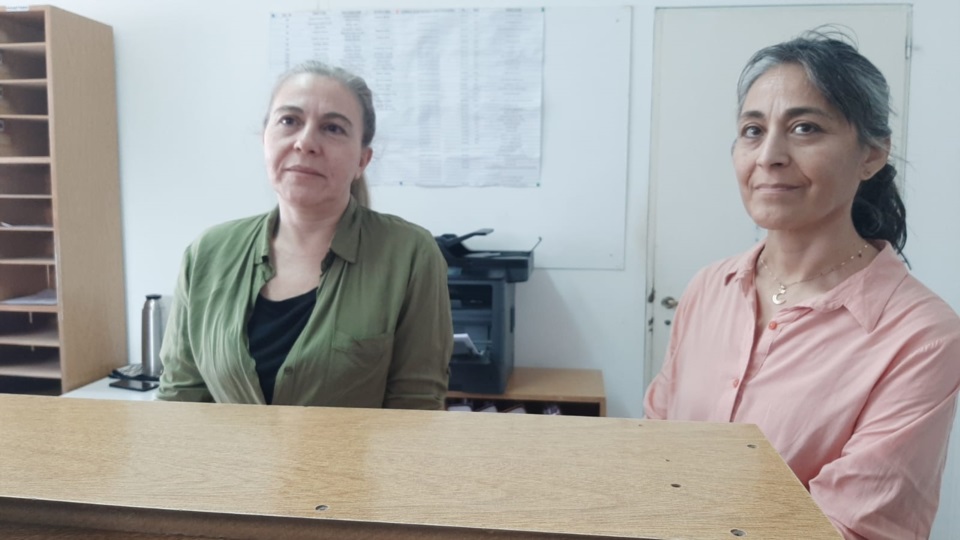 Marisa Pinto y Carolina Vázquez, supervisoras. 