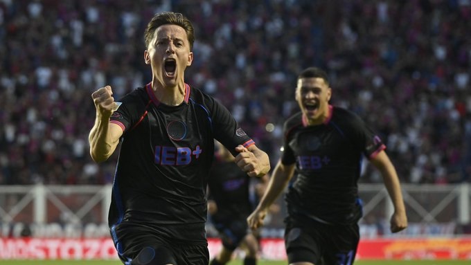 Tripichio convirtió el gol azulgrana a los 2 minutos de juego.
