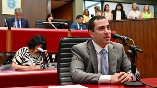 Andrés Giacomone, supremo de Chubut.