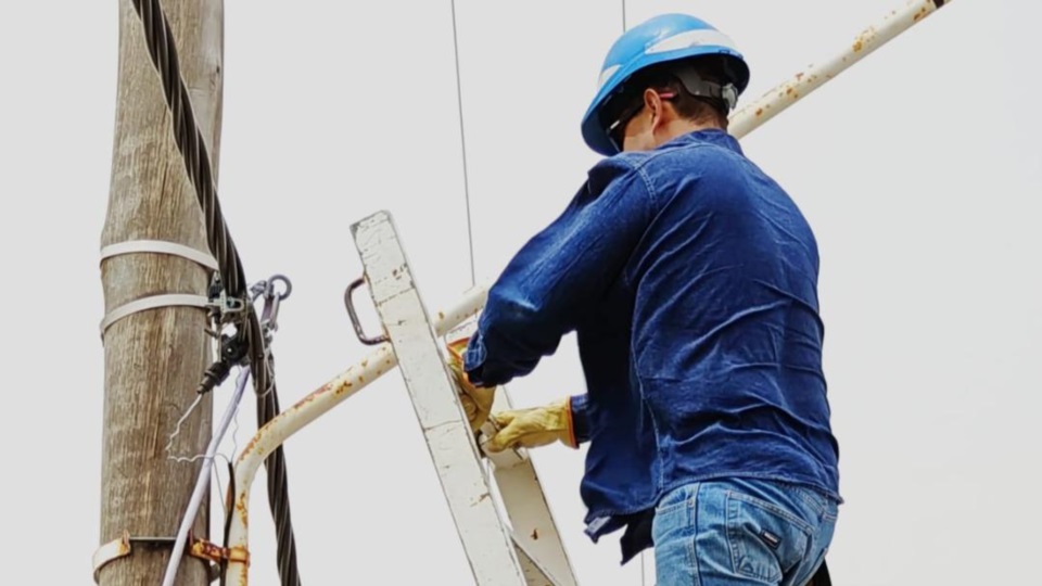 Personal de servicio eléctrico retomará las tareas de reparación. Imagen ilustrativa.