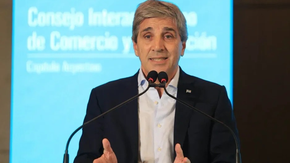 Caputo “patea” el pago de deuda interna a 2027. Foto: Agencia NA