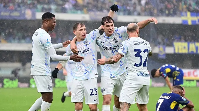 Inter venció 2-1 a Hellas Verona en el Estadio Marcantonio Bentegodi gracias a un autogol en el minuto 90+3.
