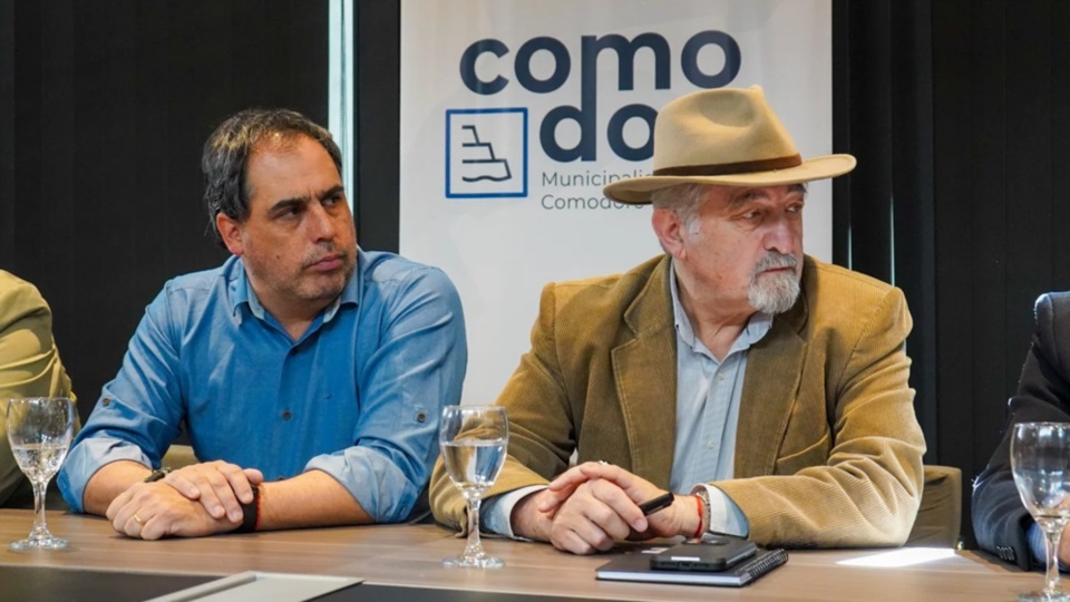 Sampaoli y Othar, cerca y lejos.
