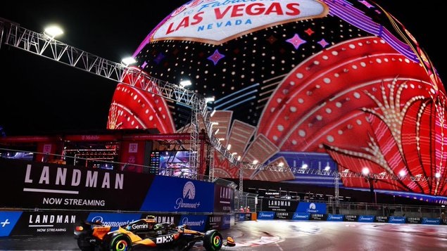 Verstappen domina en Las Vegas y Norris acaricia el título.