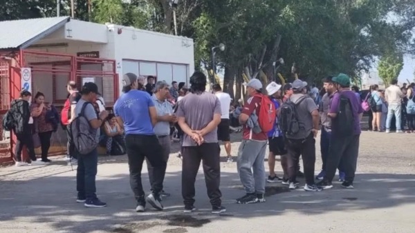 La convocatoria de un porcentaje menor de trabajadores es una de las causas del conflicto.