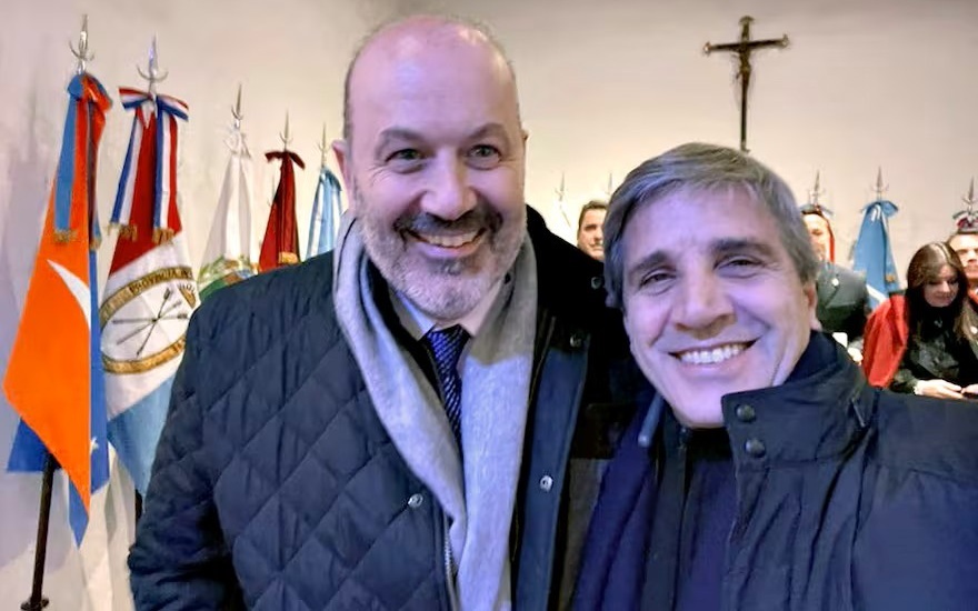 "Fede" y "Toto", cerebros de la destrucción mileísta.