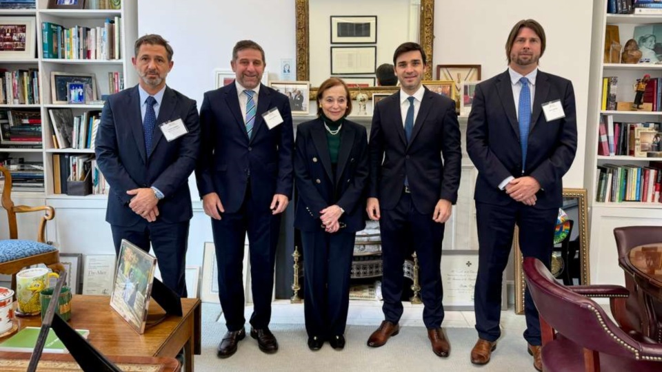 La visita a AS/COA fue generada por el agente financiero Puente.