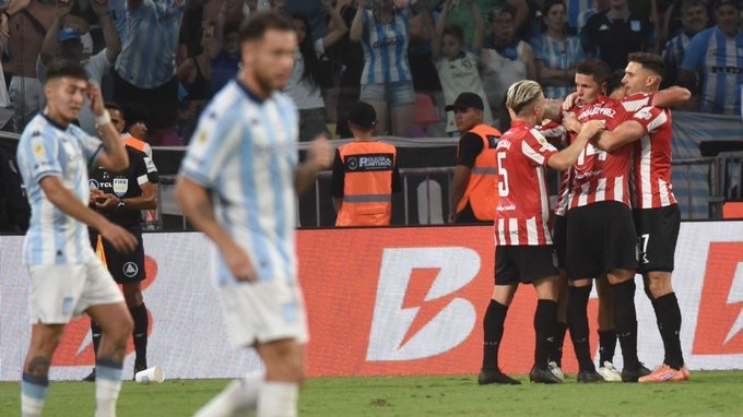 Estudiantes derrotó 5-4 por penales a Racing tras igualar 1-1 y se consagró campeón del Torneo Clausura.