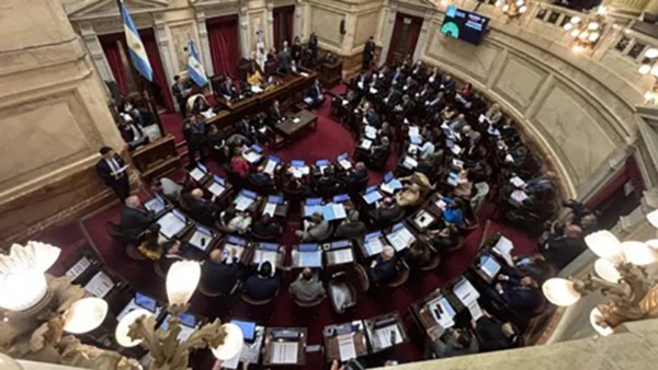 El Senado recibirá la nueva propuesta gubernamental.