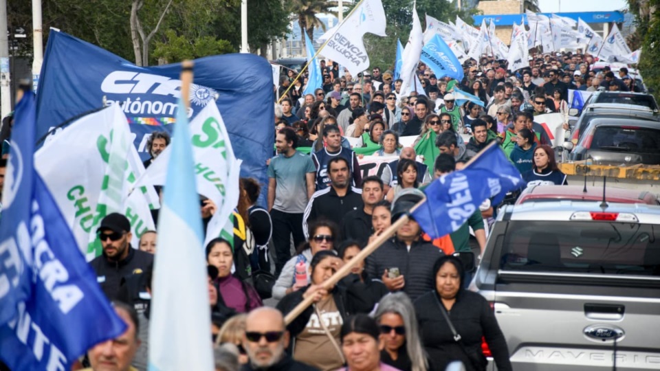 Las calles madrynenses vieron pasar al pueblo trabajador.