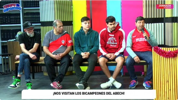 Fly Alvarez, utilero Avallary,  Tomás Martínez, Hernán Caballero y Christian Fraysse.