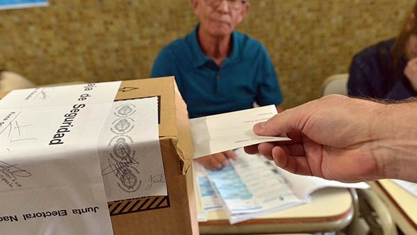 El TEP aprobó la continuidad del trámite para nuevos partidos políticos.