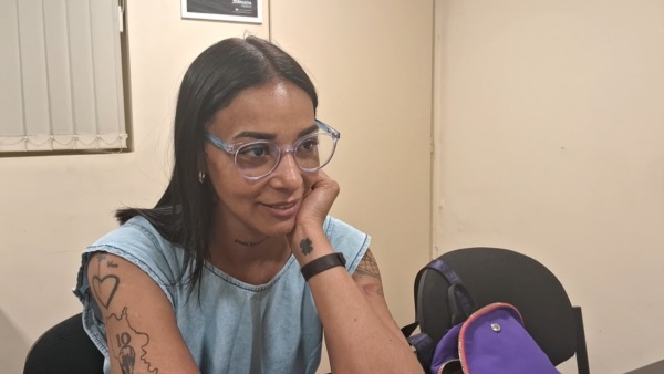 Johana Alonso es licenciada en Acompañamiento Terapéutico. 