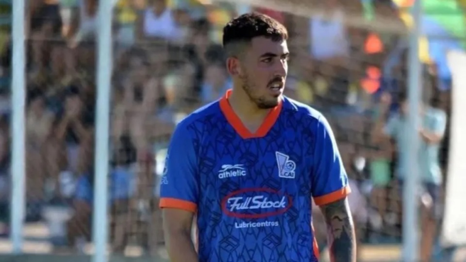 José Vivanco se cruza de vereda.