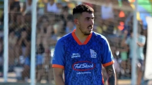 José Vivanco se cruza de vereda.