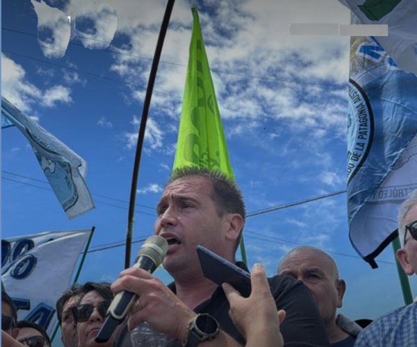 El gran bonete. Una foto que le hizo pasar una mal momento a Fita.