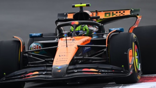 Norris de nuevo delante de Verstappen en el segundo libre.
