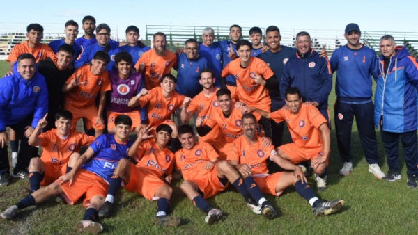 J.J. Moreno completa el calendario con el título bajo el brazo.