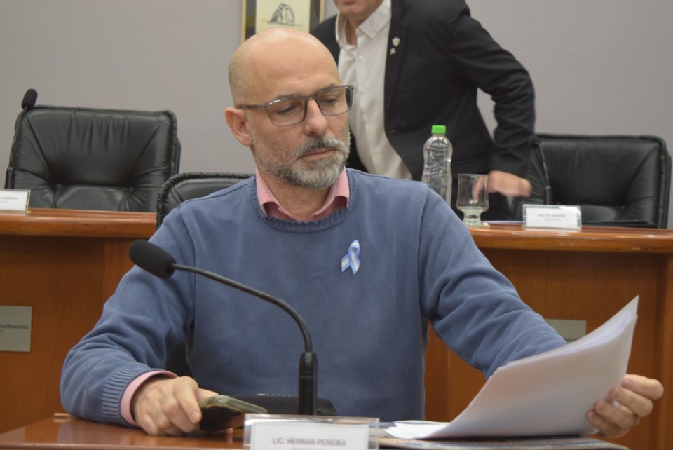 Sin nada. Pereira, jefe de la bancada de JxC.