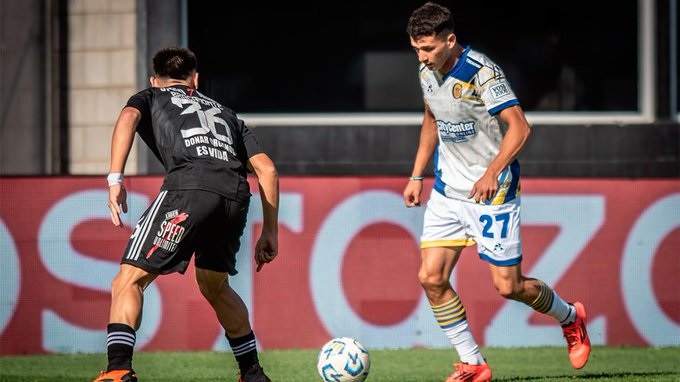 Rosario Central y Deportivo Riestra no se sacaron diferencias en Bajo Flores.
