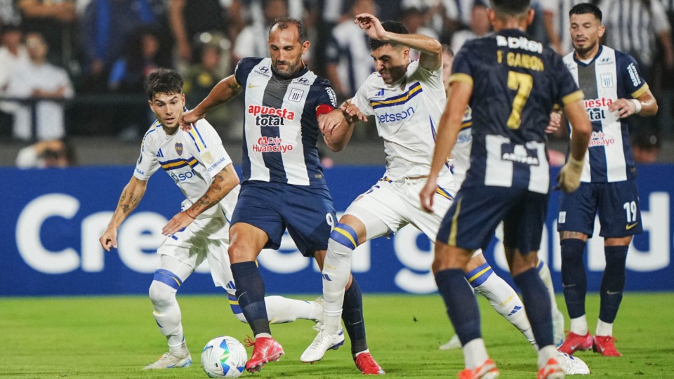 Boca sigue con vida en la Copa gracias a su arquero Marchesín.