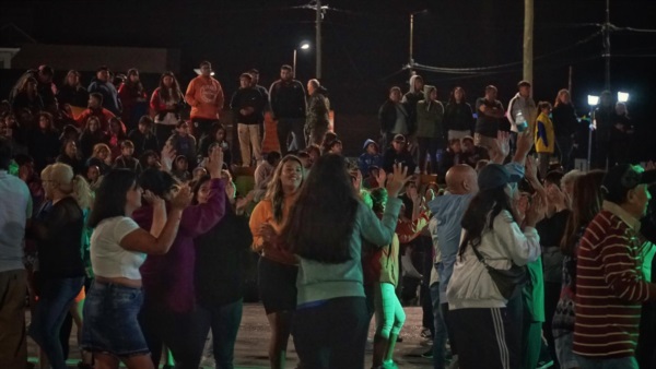 El público interactuó con los artistas.