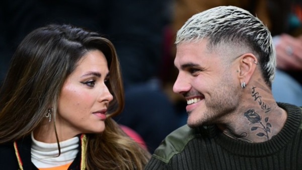Tras regresar a Turquía para continuar con la recuperación de su grave lesión, Icardi fue a ver el clásico del Galatasaray contra Fenerbahce acompañado de la China.