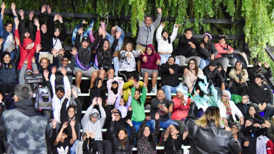 Las tribunas del sambódromo interactuaron con los protagonistas.