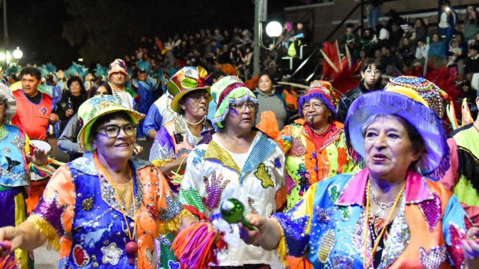 Las comparsas que le dan la verdadera categoría al carnaval.