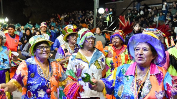 Las comparsas que le dan la verdadera categoría al carnaval.