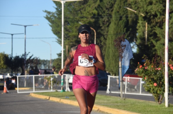 Jessica Osorio, segunda en damas 10K (Foto Sergio Esparza/Jornada Medios).