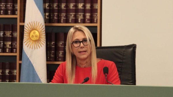Jueza Karina Breckle