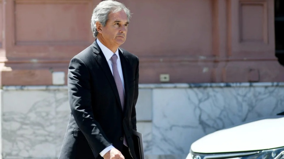 Pablo Quirno, secretario de Finanzas, saliendo de la Casa Rosada.