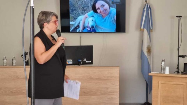 La fiscal Rafaella Riccono solicitó al jurado que el acusado sea declarado culpable.