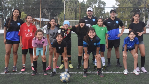 El semillero femenino del CEC - Fotografía Sergio Esparza / JORNADA