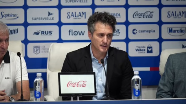 De los guiños a Bianchi a la tajante frase sobre Boca: lo que dejó la presentación de Guillermo Barros Schelotto en Vélez.