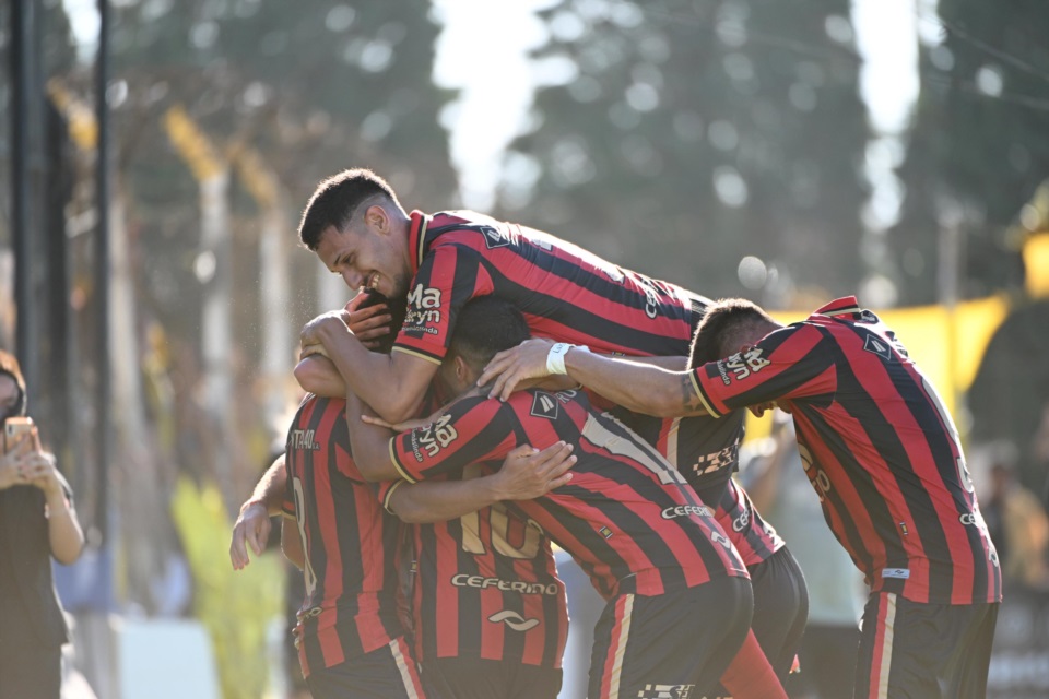 Madryn va en búsqueda de su segundo triunfo consecutivo. Foto: Maxi Jonas.