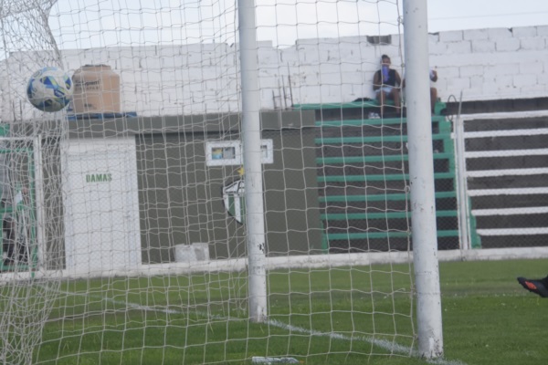 El segundo gol. Foto: Sergio Esparza. 