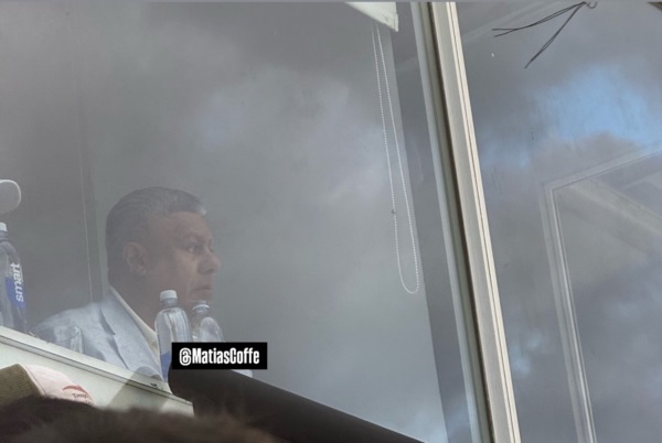 Claudio Tapia siguió a su equipo y a su hijo desde un palco.