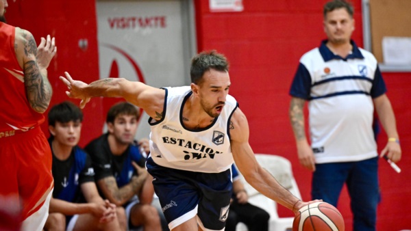 Brown debutará este viernes la Liga Federal de Básquet 2025. (Foto: Jornada Archivo).