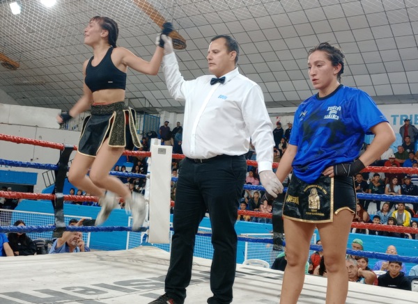 Morena Chiquichano se siente en las nubes al vencer a la esquelense Milagros González.