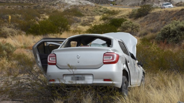 El vehículo quedó detenido en inmediaciones de la Ruta N° 25.
